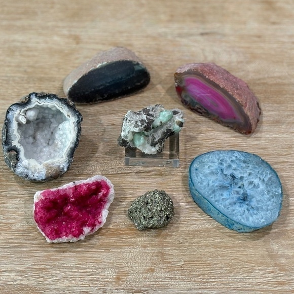 Agate Stone & Fools Gold Rock Home Decor Collection, Set of 7 - Picture 3 of 13